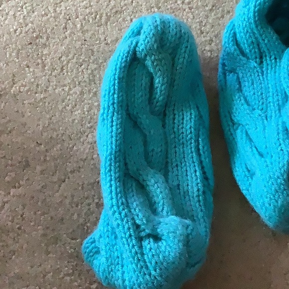 Handmade knitted  turquoise slippers size 8/ 9 great stitched look machi… - Picture 4 of 4
